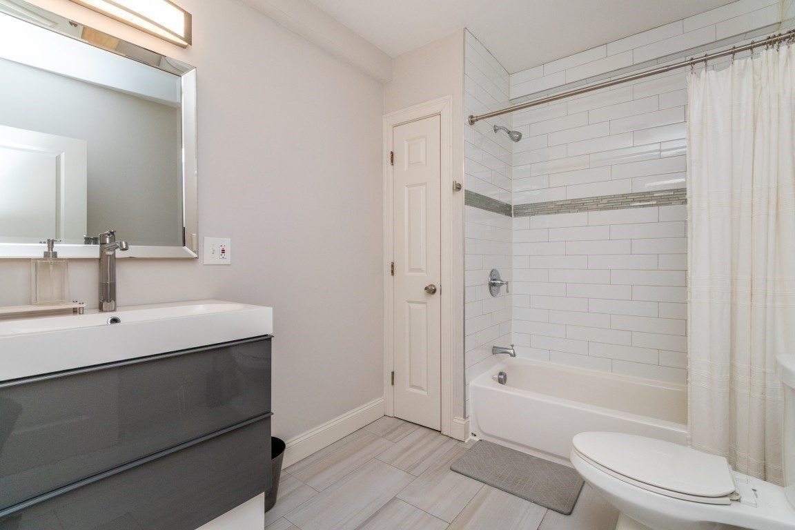 189 Shirley St # 1 Property Photo 17