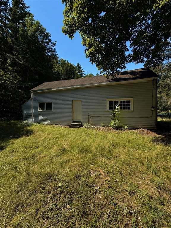 62 E Chestnut Hill Rd Property Photo 4