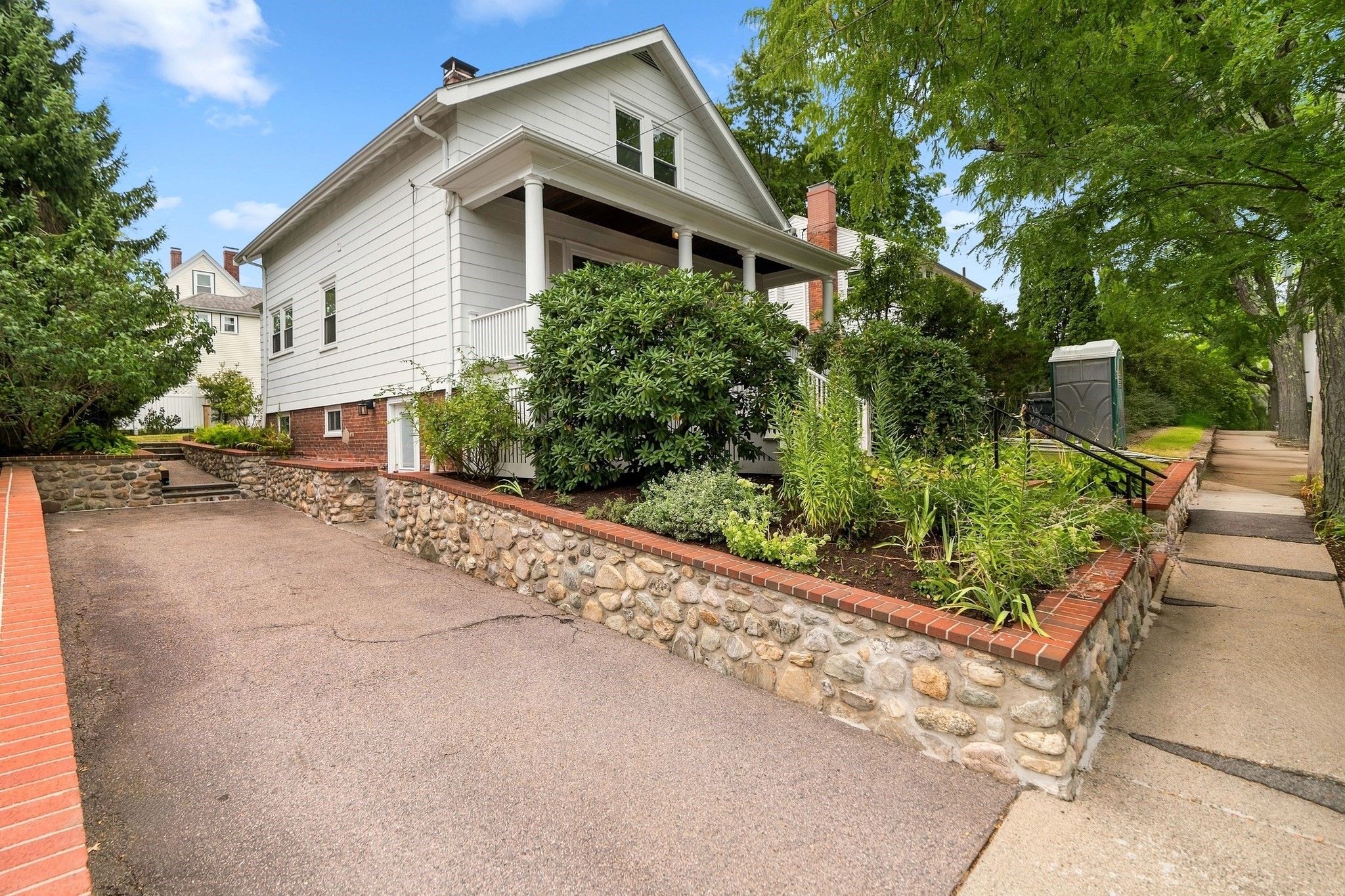 42 Brucewood St Property Photo 2