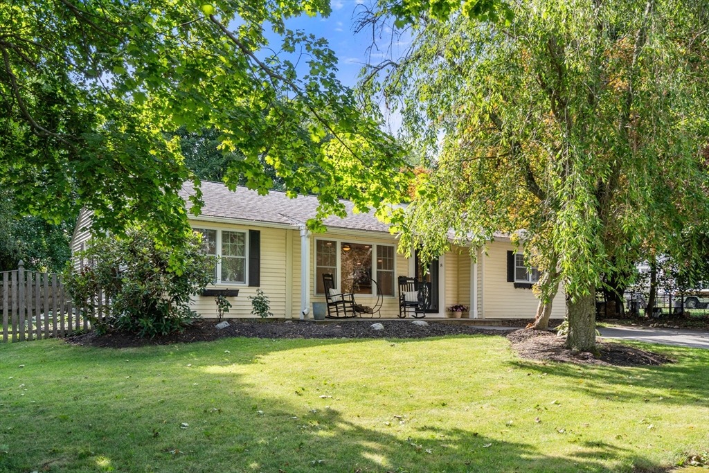8 Vista Dr Property Photo 1