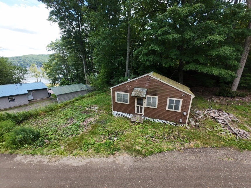 11 Chandler Rd Property Photo 1