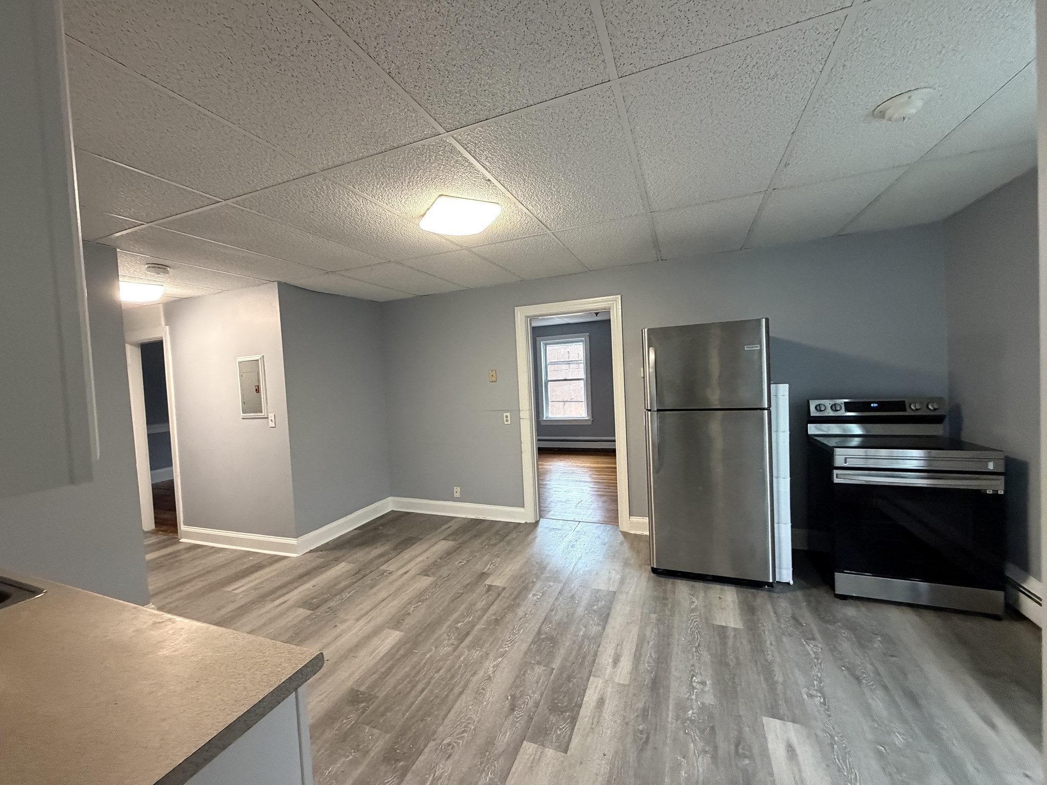 251 Copeland # B Property Photo 3