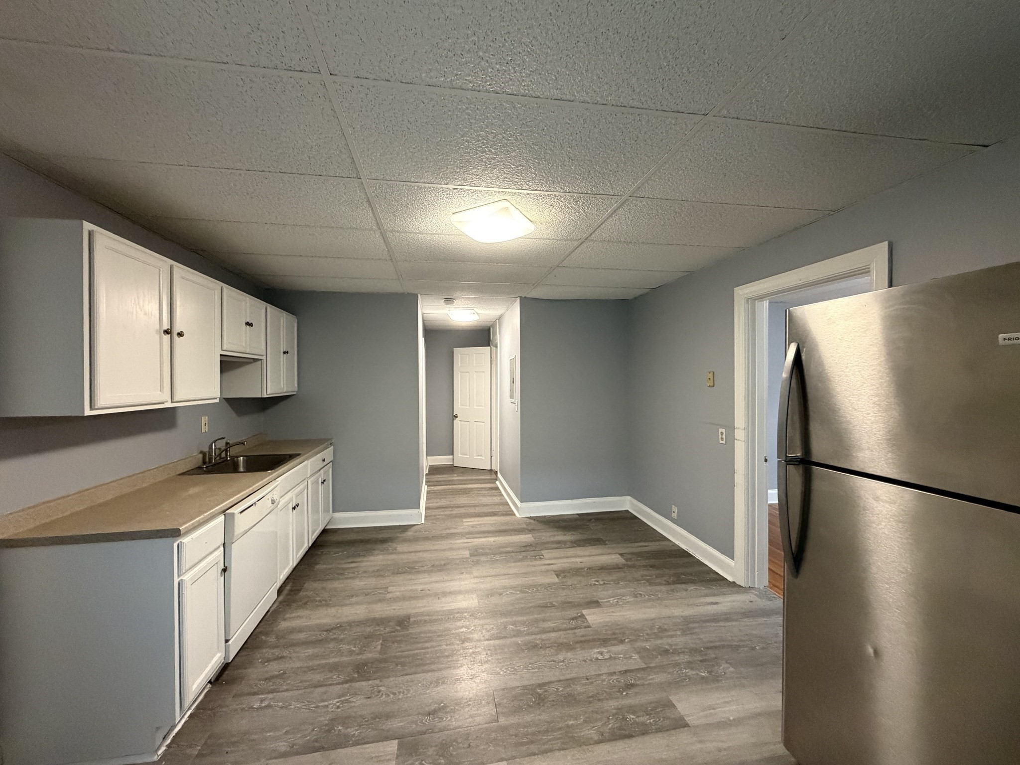 251 Copeland # B Property Photo 4
