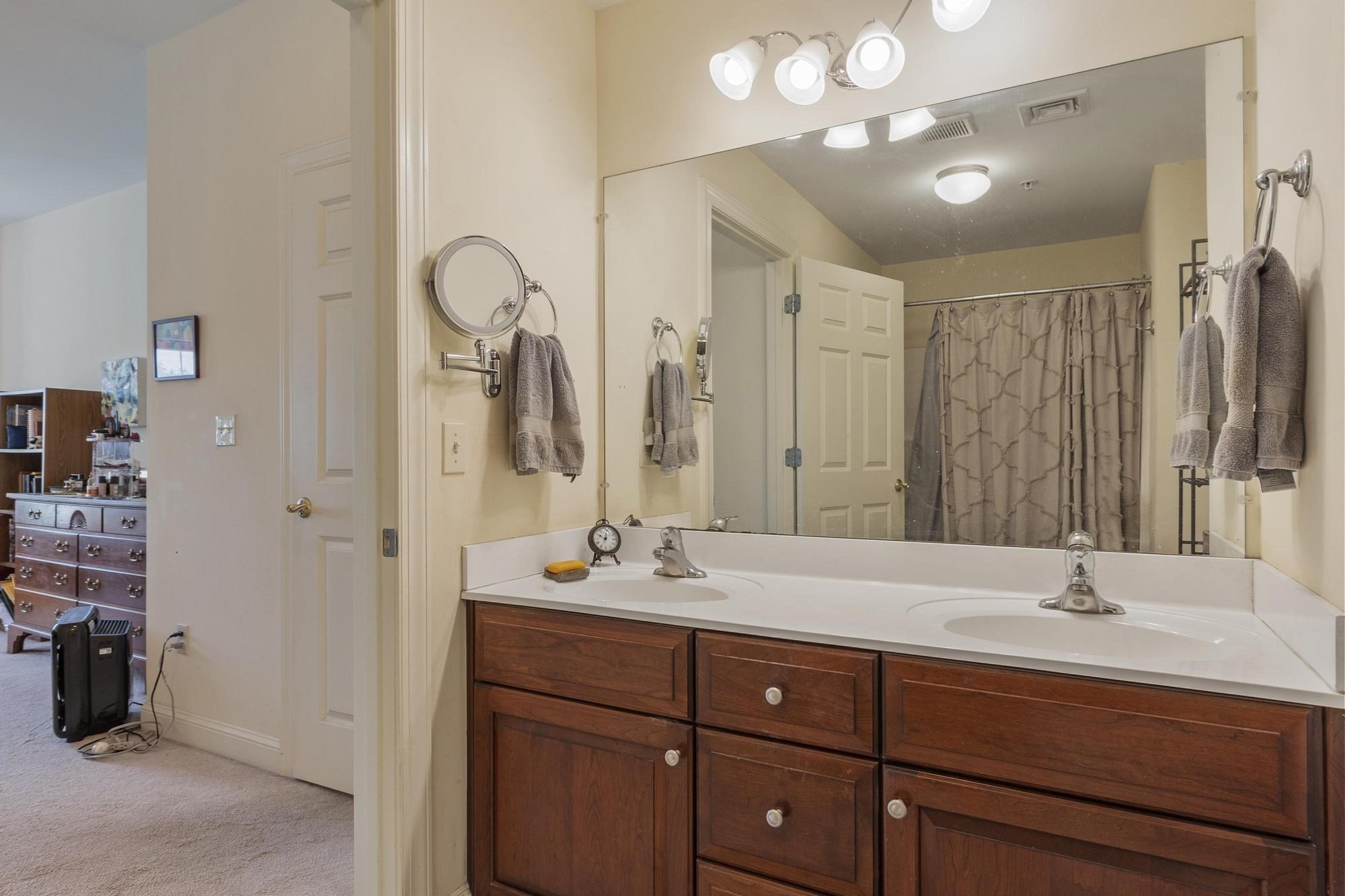 705 Autumn Ridge Dr # 705 Property Photo 18