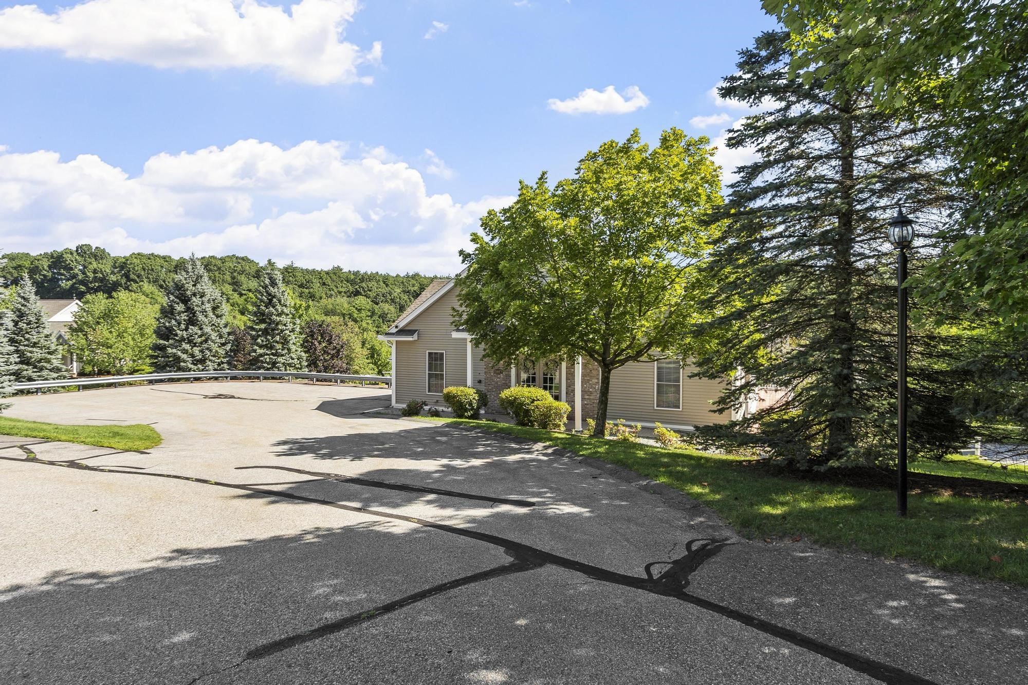 705 Autumn Ridge Dr # 705 Property Photo 27
