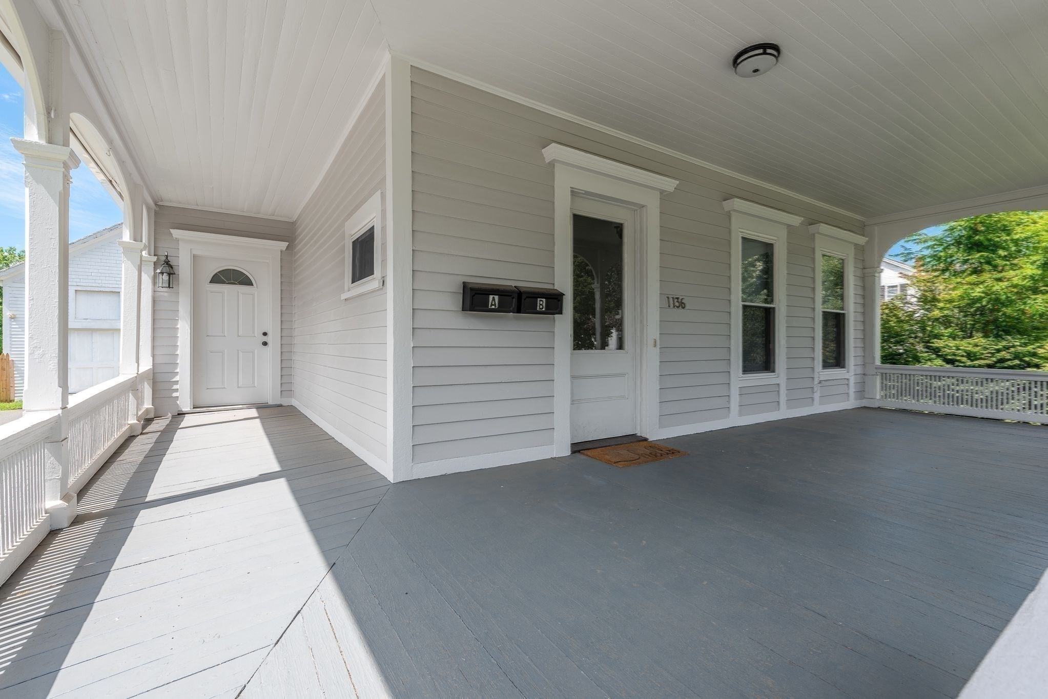 1136 N Pleasant St Property Photo 11