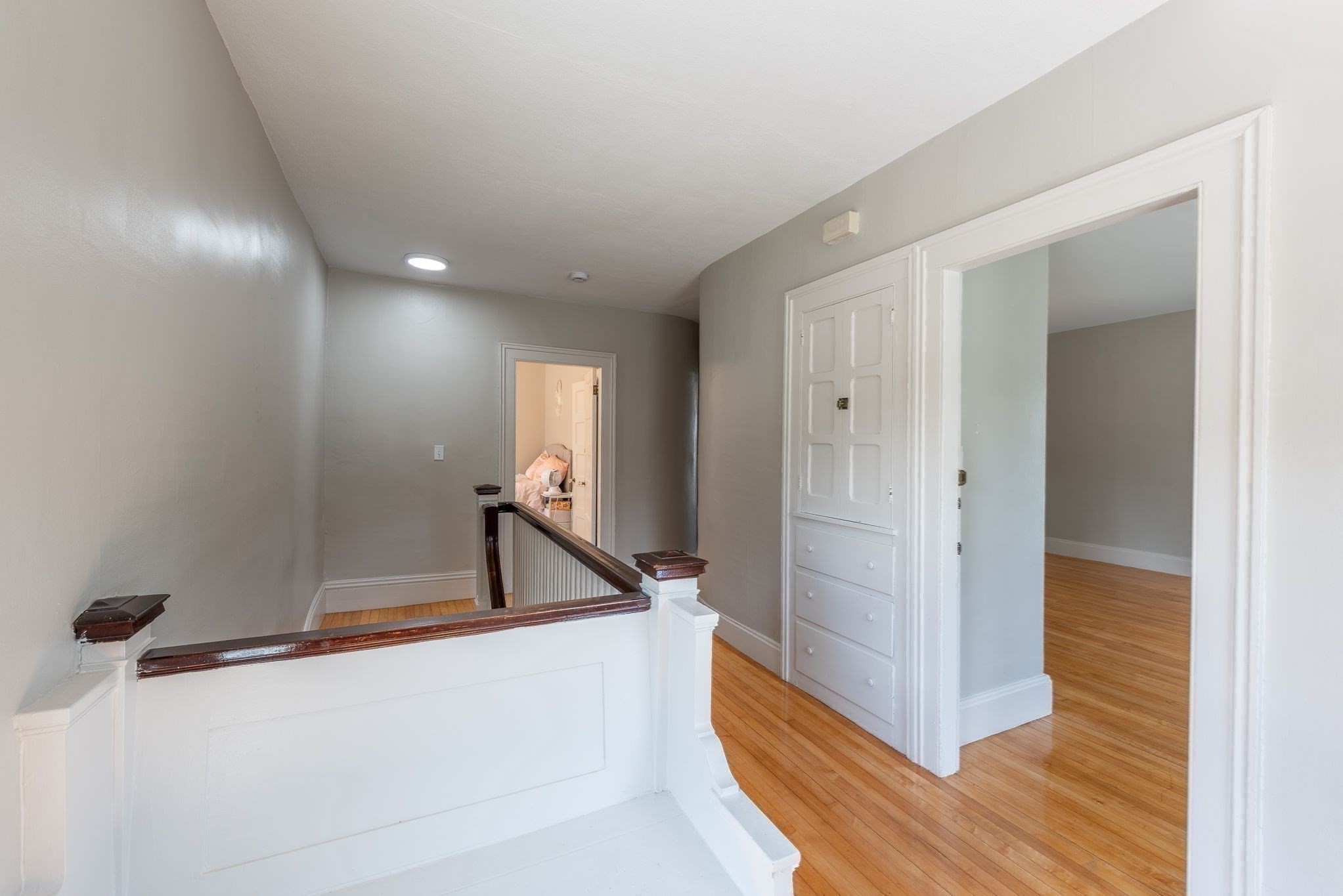 1136 N Pleasant St Property Photo 25