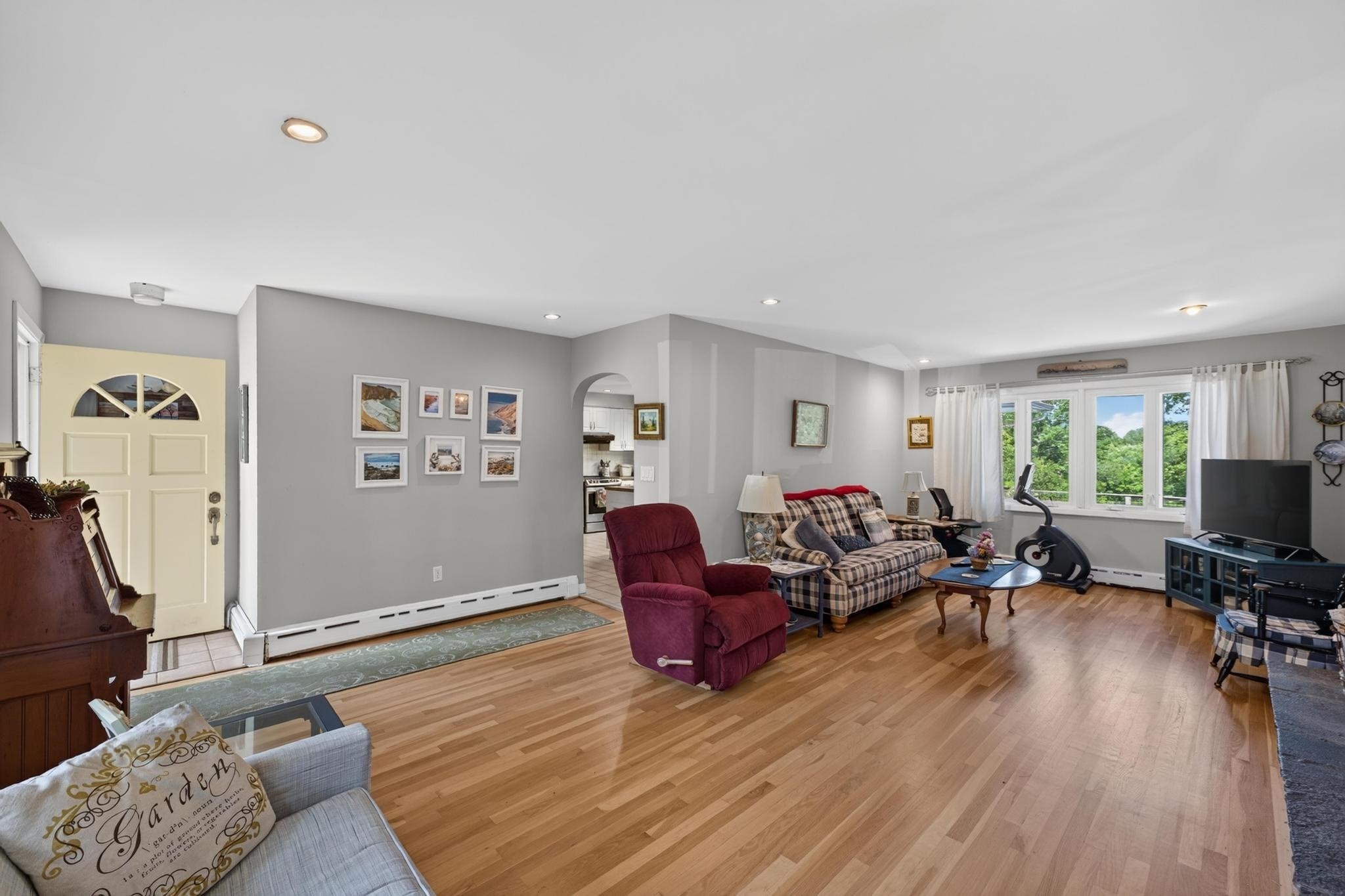61 Highland Avenue Property Photo 4