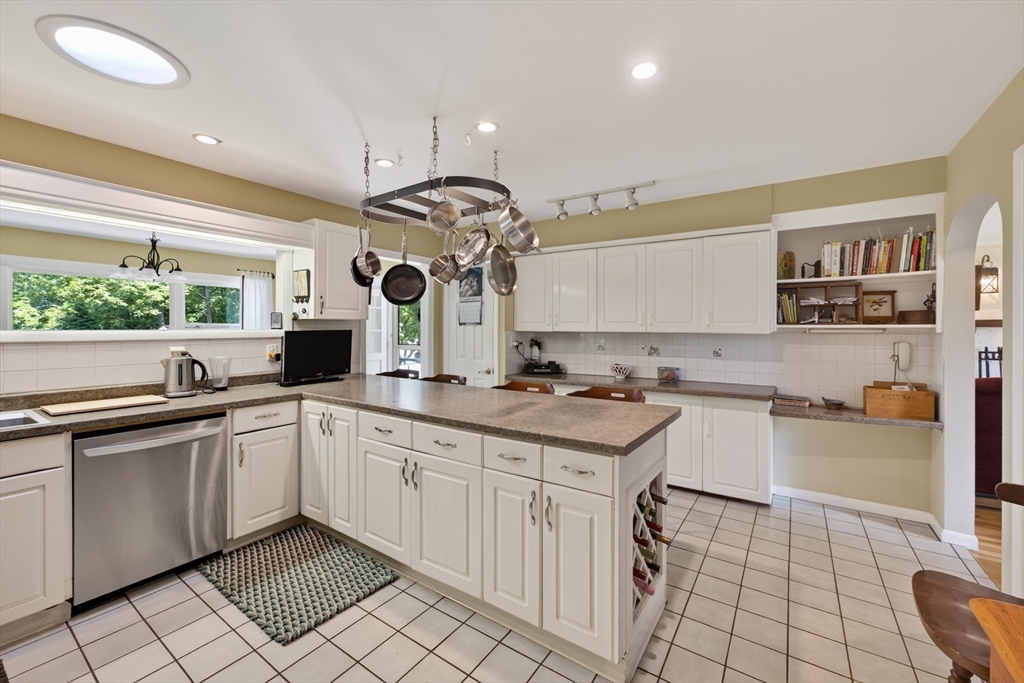 61 Highland Avenue Property Photo 7