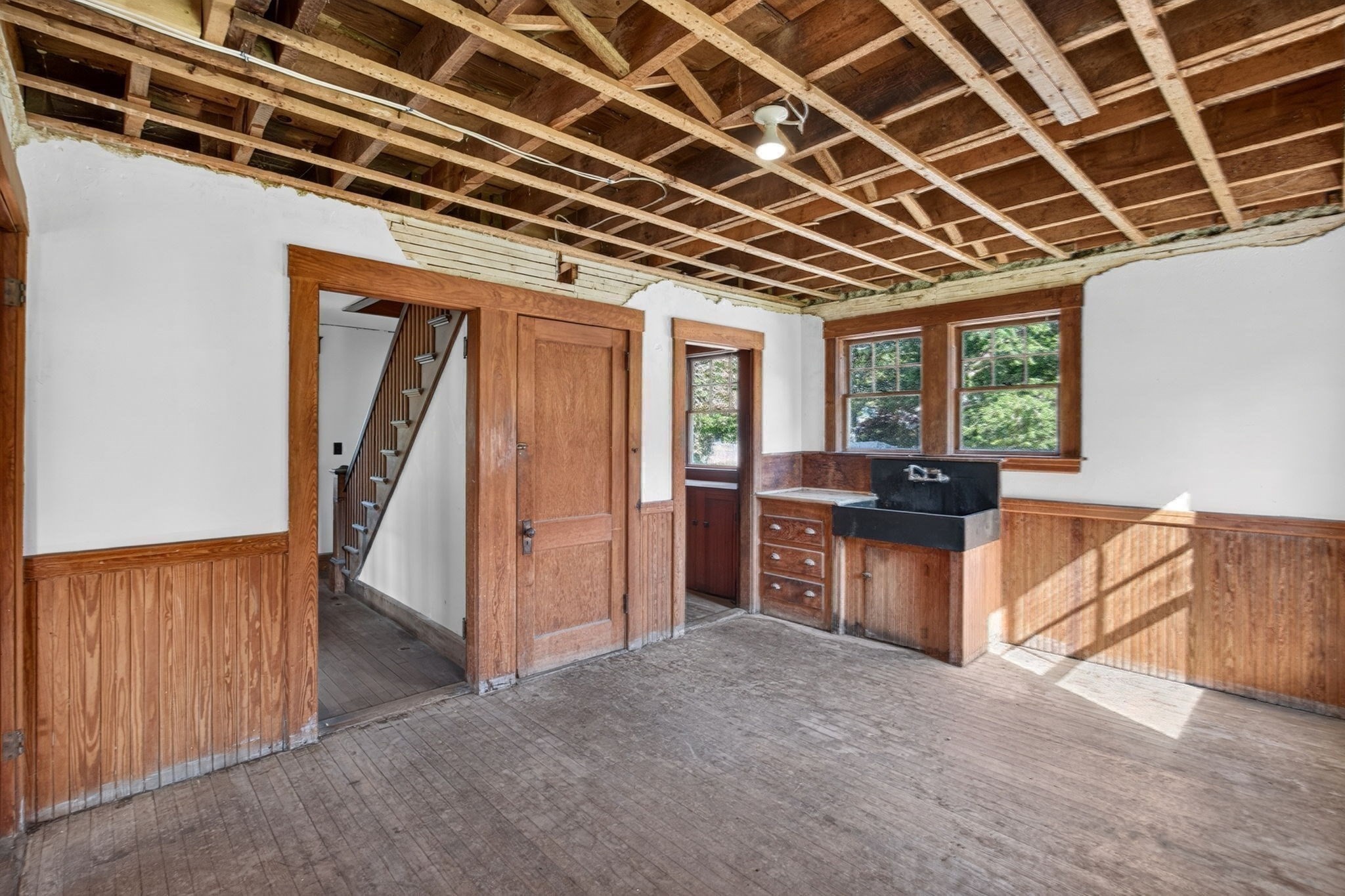 4 Oakland St Property Photo 15