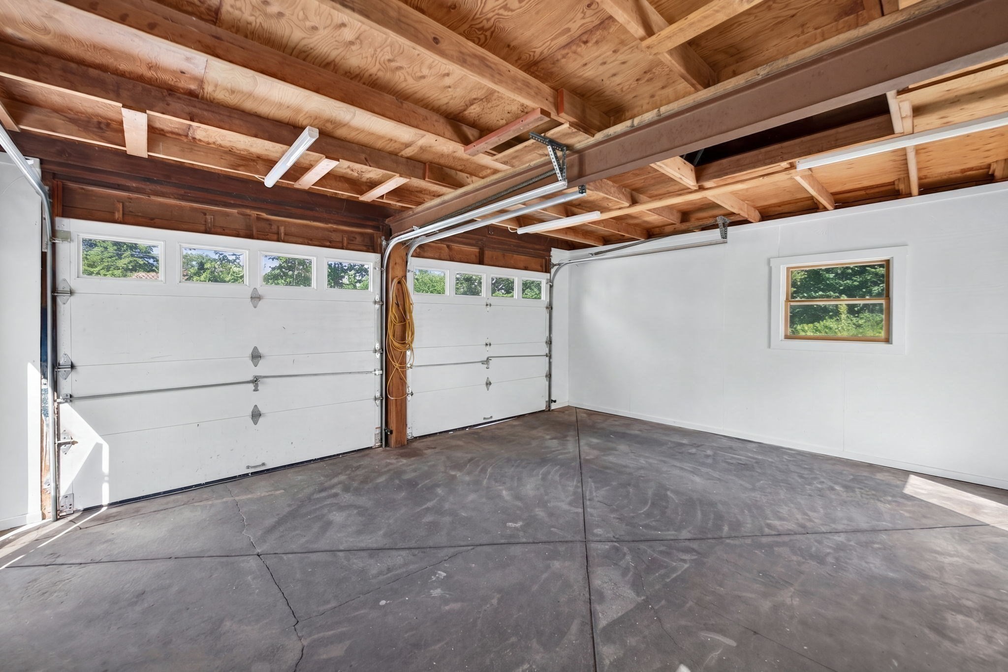 4 Oakland St Property Photo 26