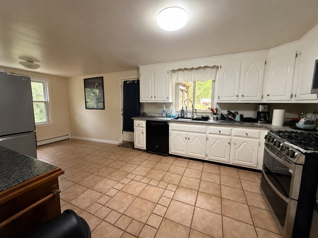 246 Pleasant Street Property Photo 6