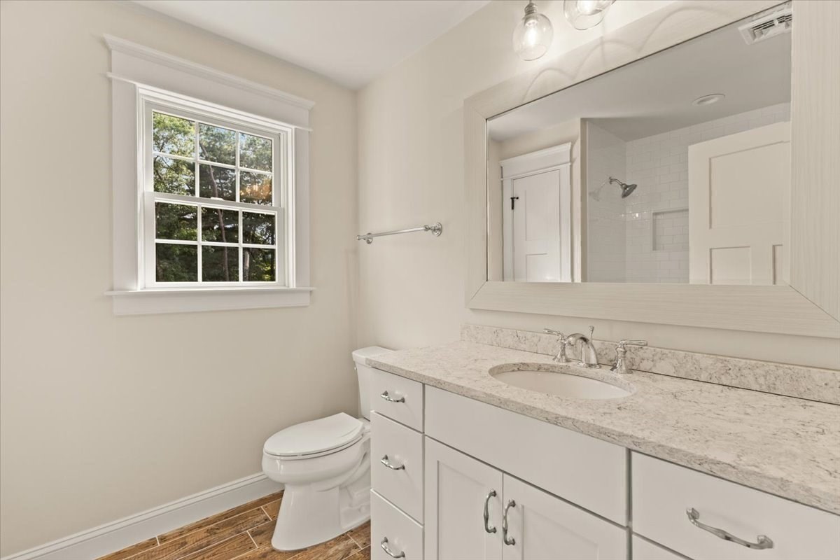 384 Country Club Way Property Photo 24