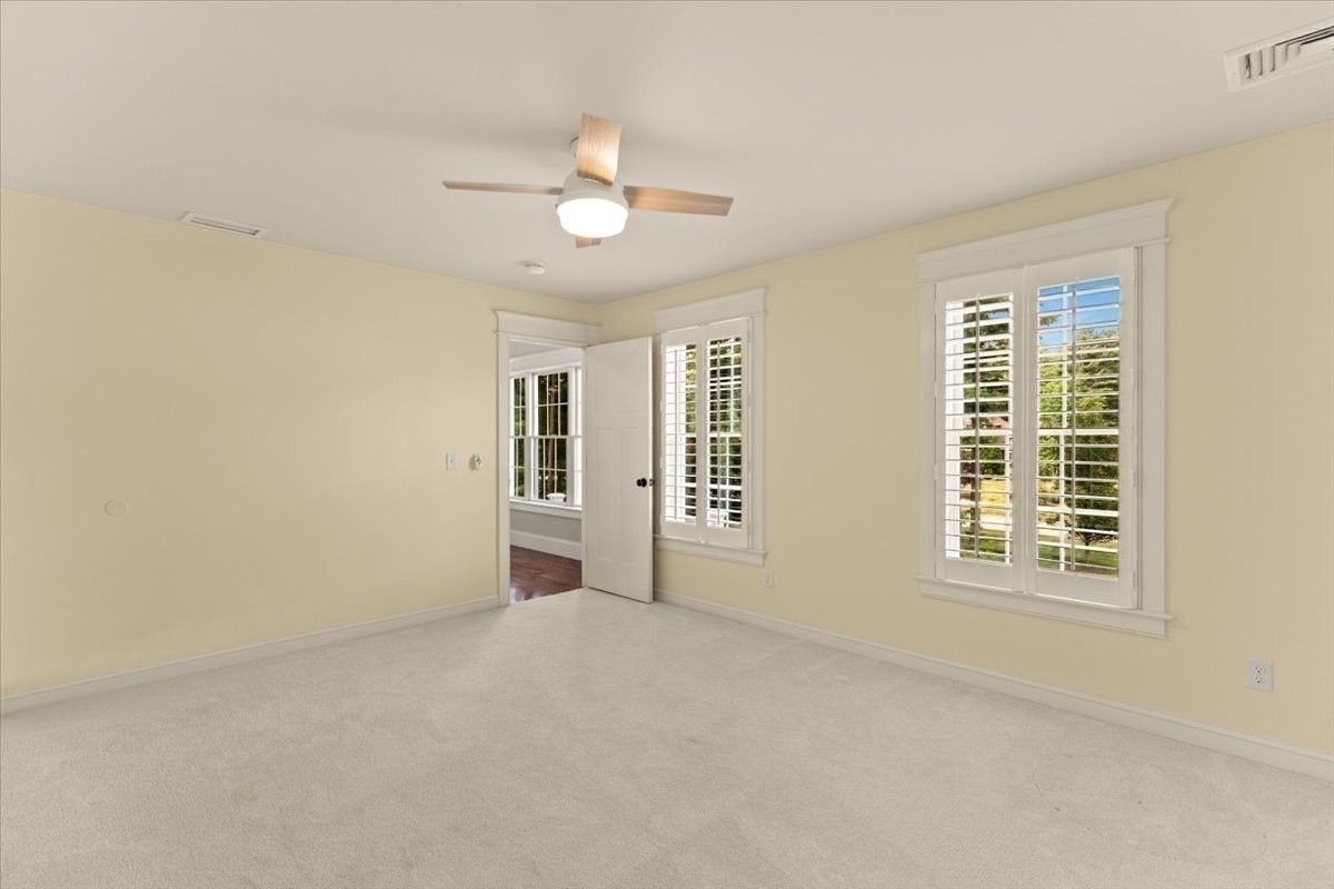 384 Country Club Way Property Photo 25