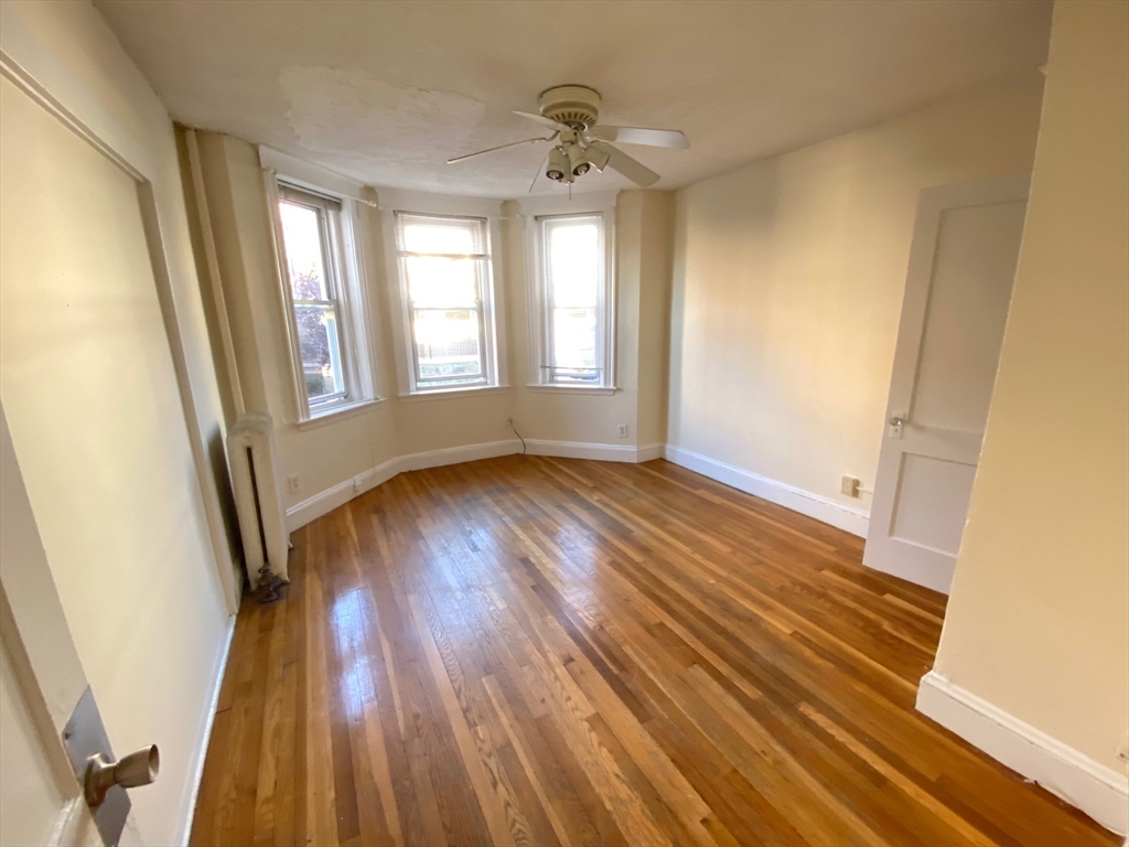 5 Barrow Street # 2a Property Photo 3