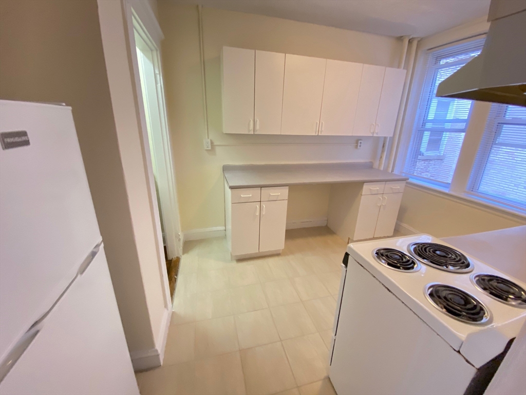 5 Barrow Street # 2a Property Photo 4