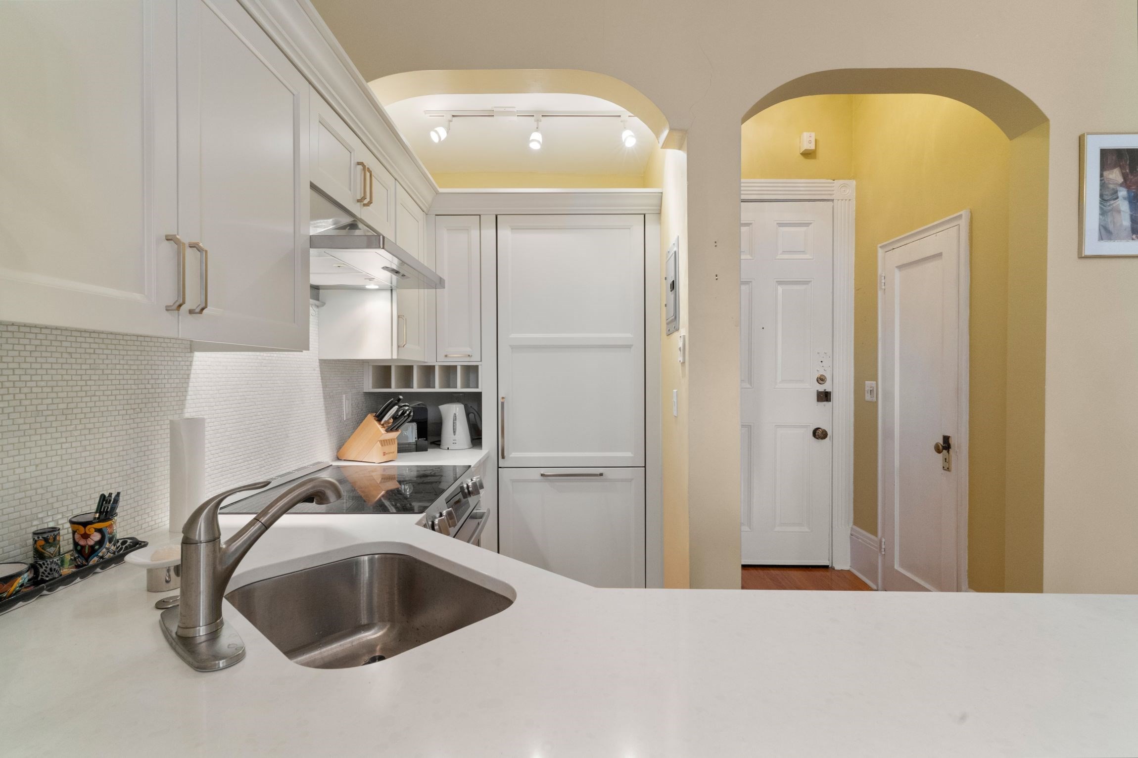 271 Dartmouth St # 3l Property Photo 10