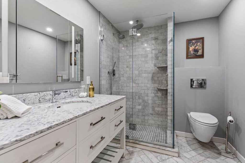 103 Beacon St # 1 Property Photo 13