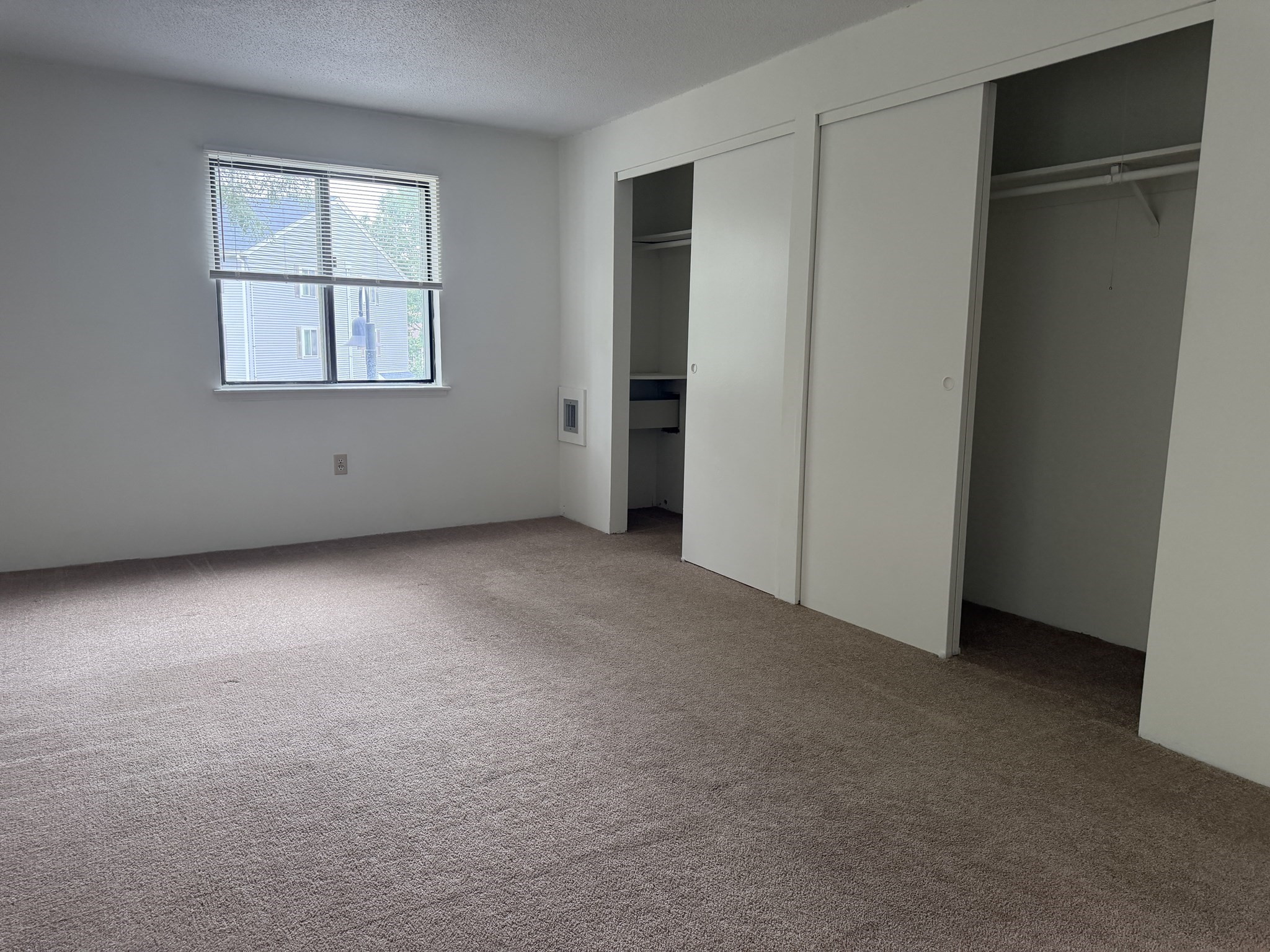 17 Village Rock Lane # 19 Property Photo 10