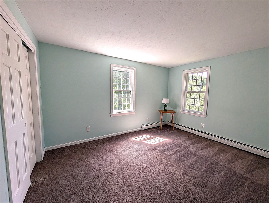 2 Nutfield Dr Property Photo 32