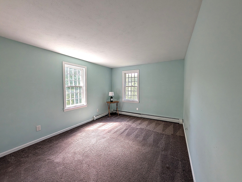 2 Nutfield Dr Property Photo 35