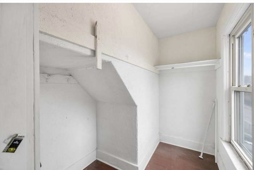 629 Cambridge Street Property Photo 13