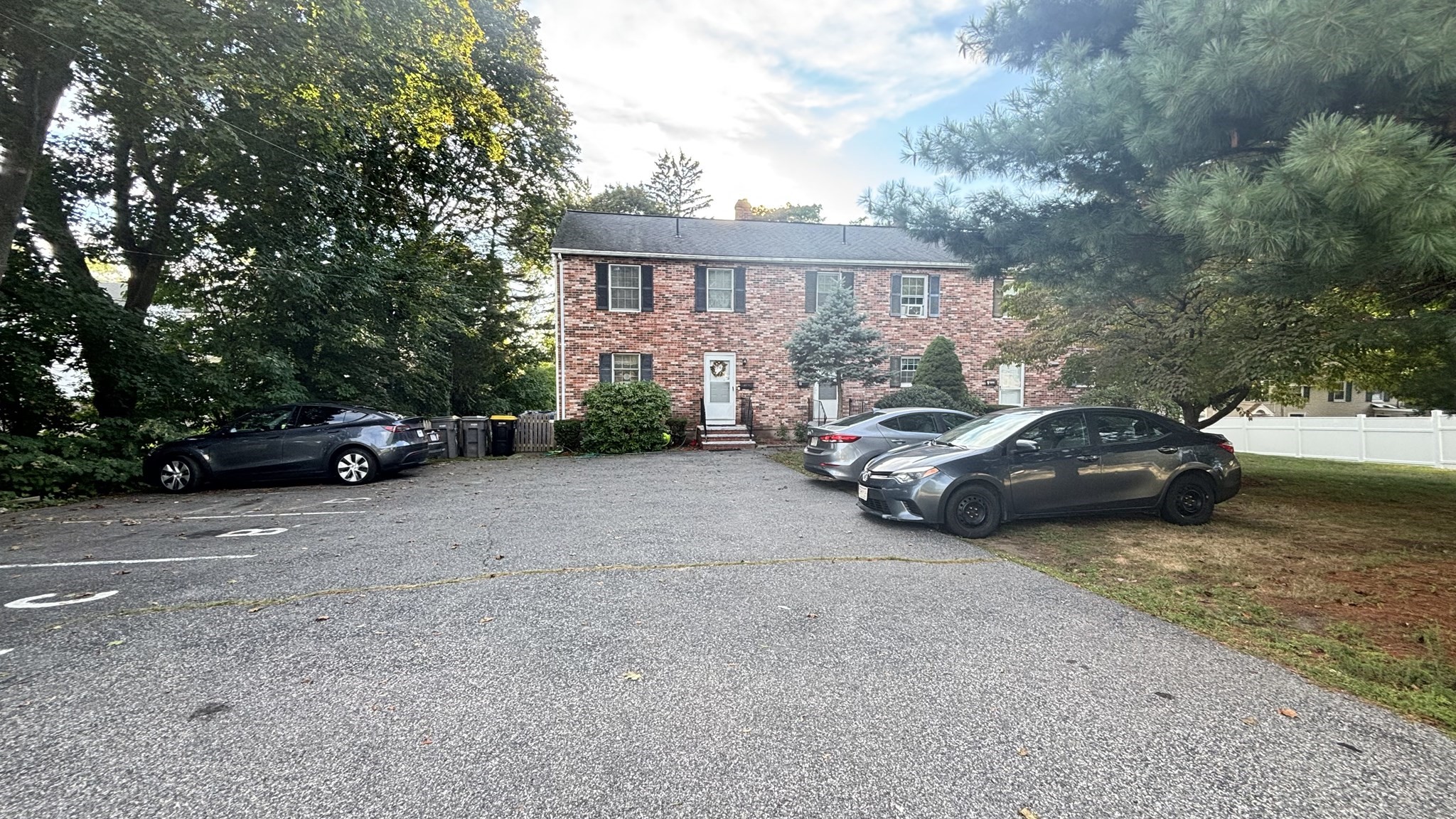 74 Elm St # A Property Photo 1