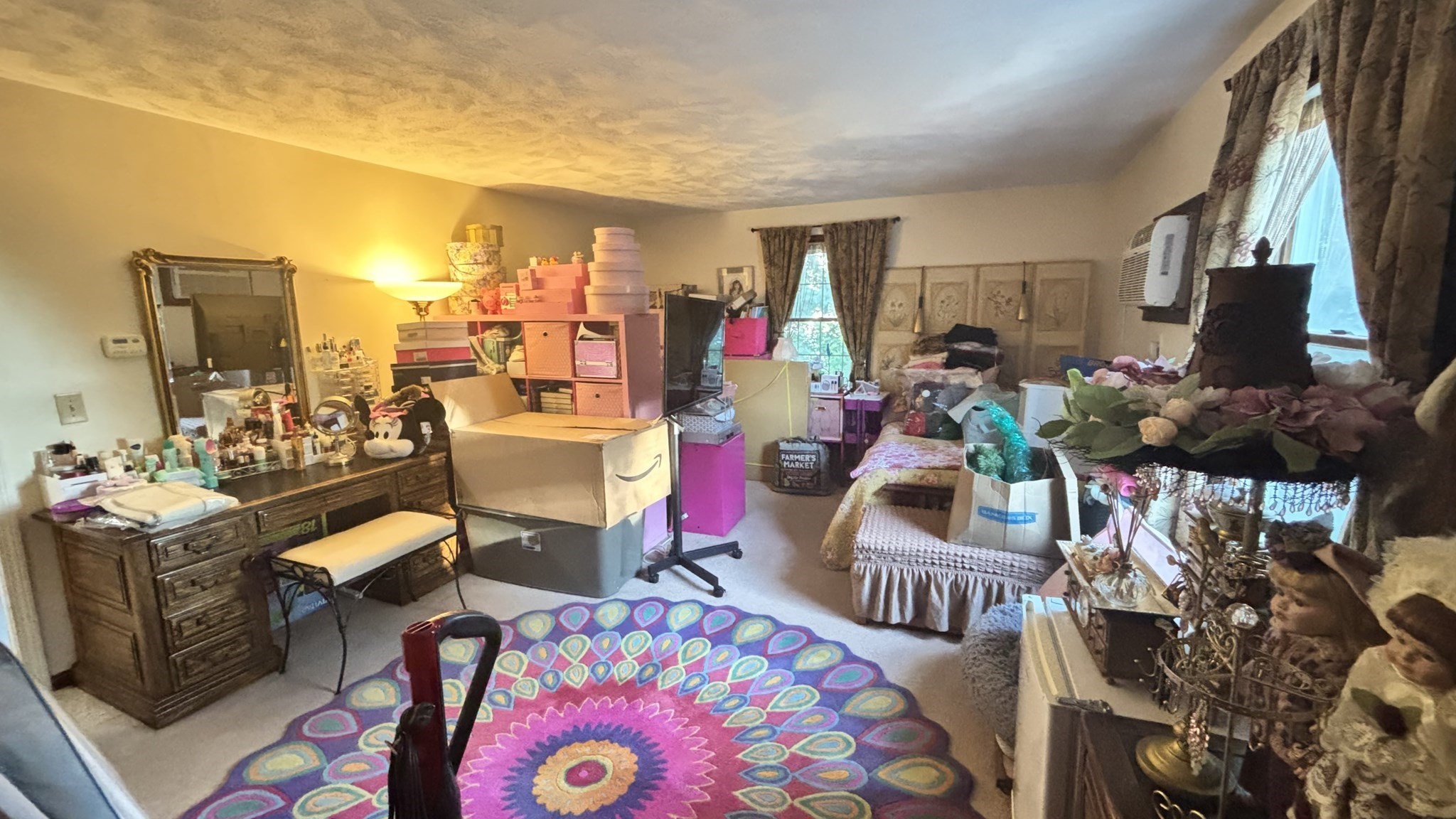 74 Elm St # A Property Photo 3