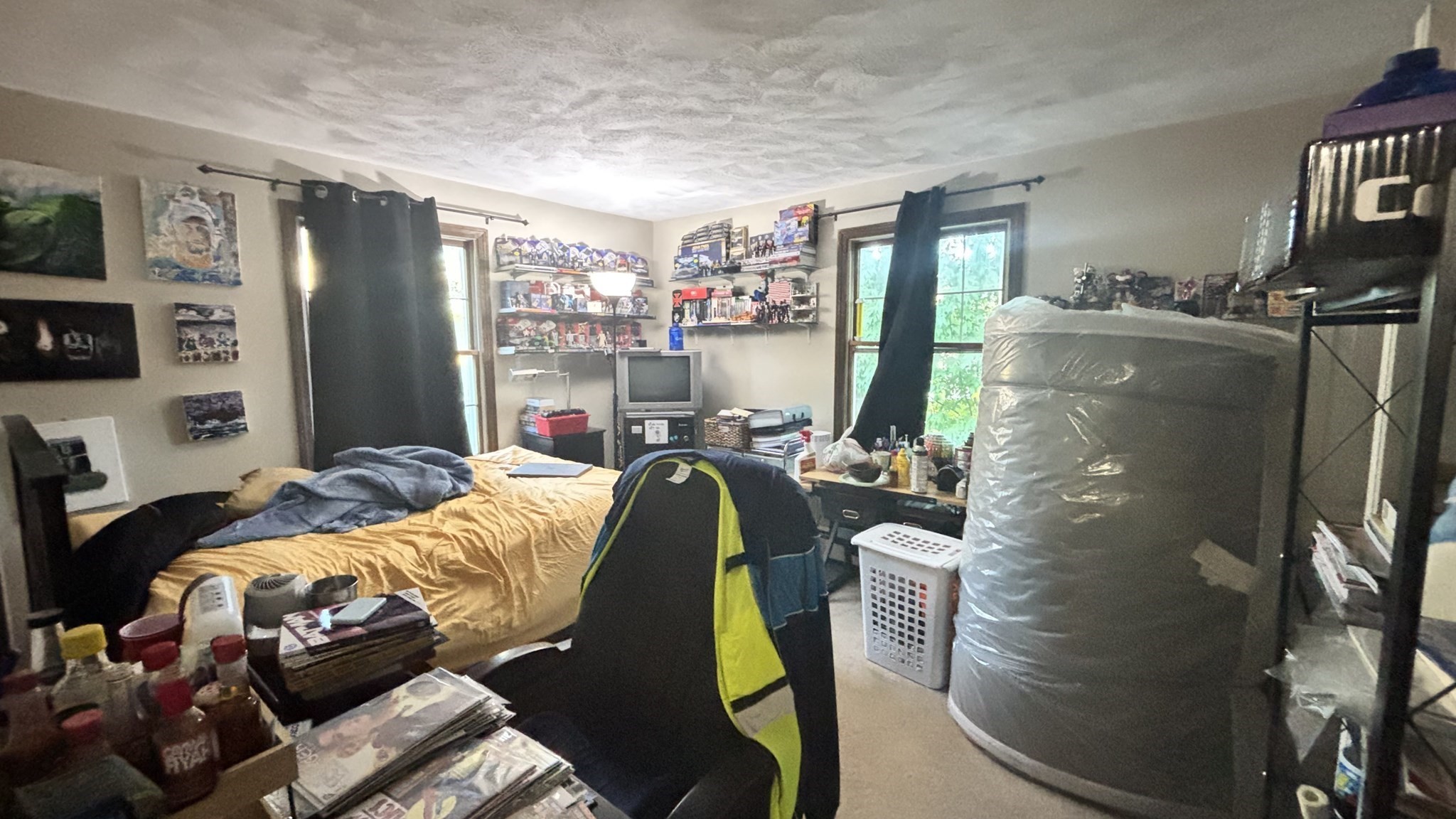 74 Elm St # A Property Photo 5