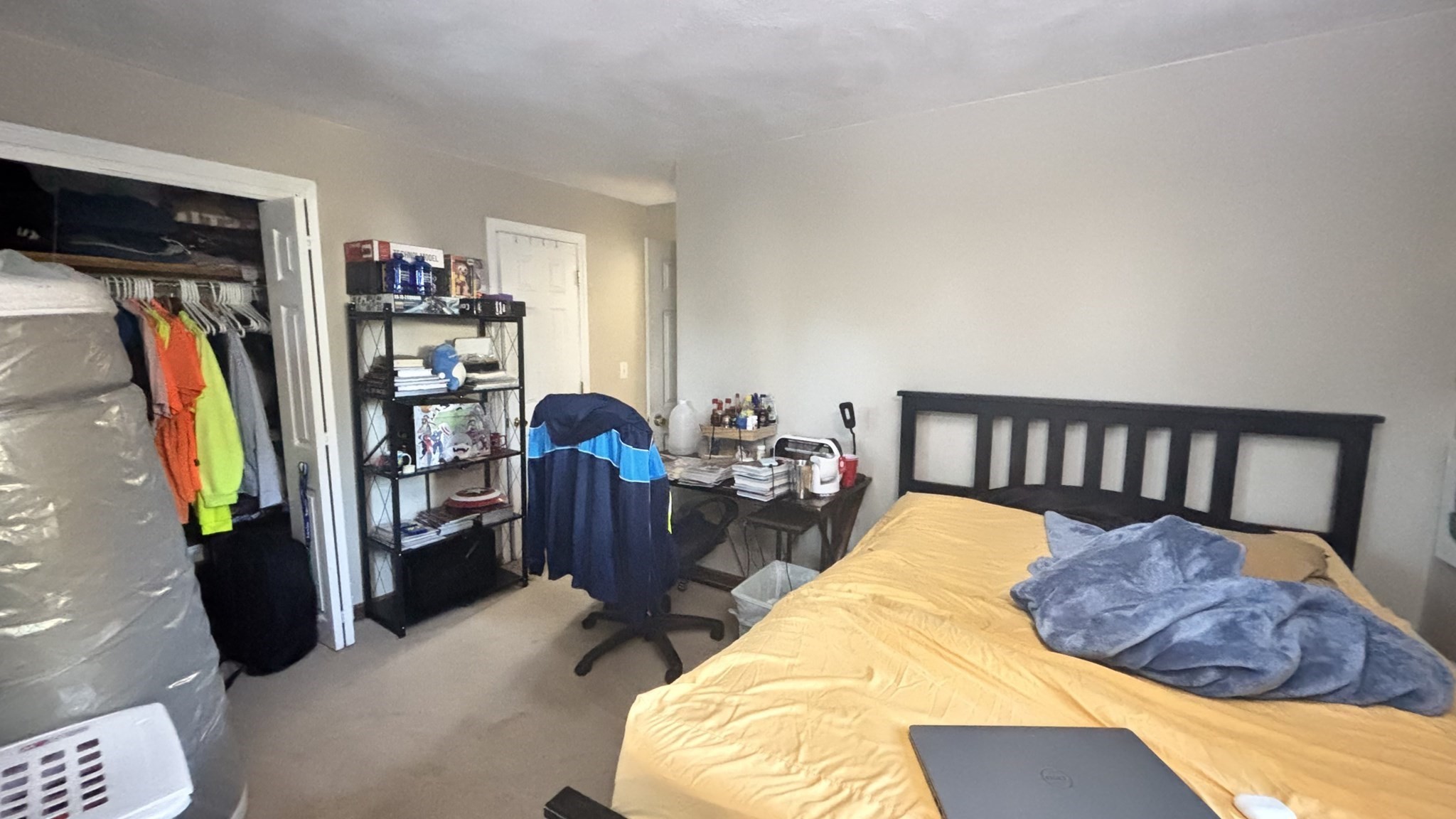 74 Elm St # A Property Photo 7