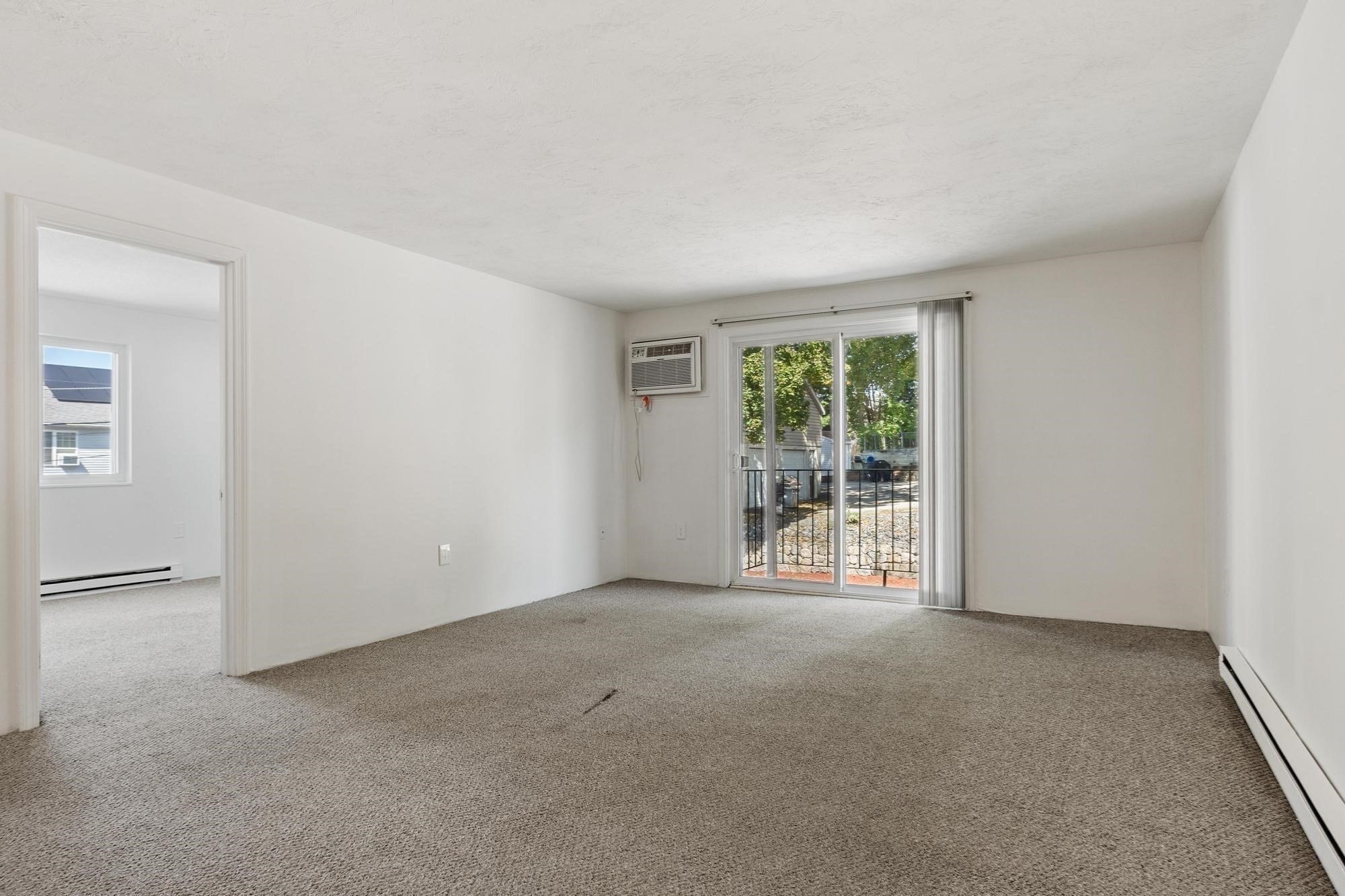 56 Edgeworth # 16 Property Photo 12