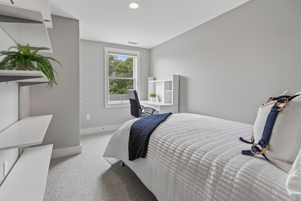 53 Circuit Avenue Property Photo 40