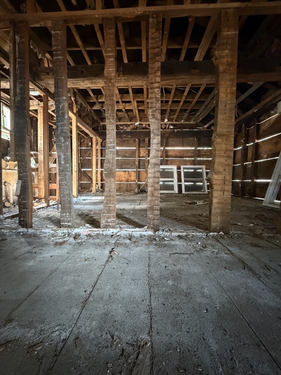 20 Leominster Rd Property Photo 9