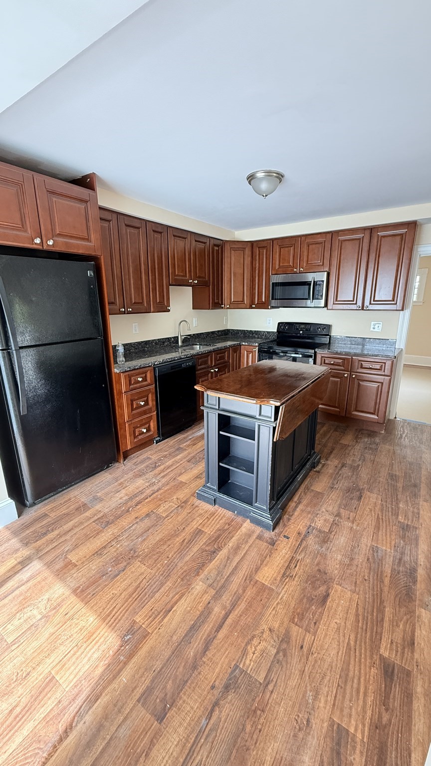 178 Farrington St Property Photo 11