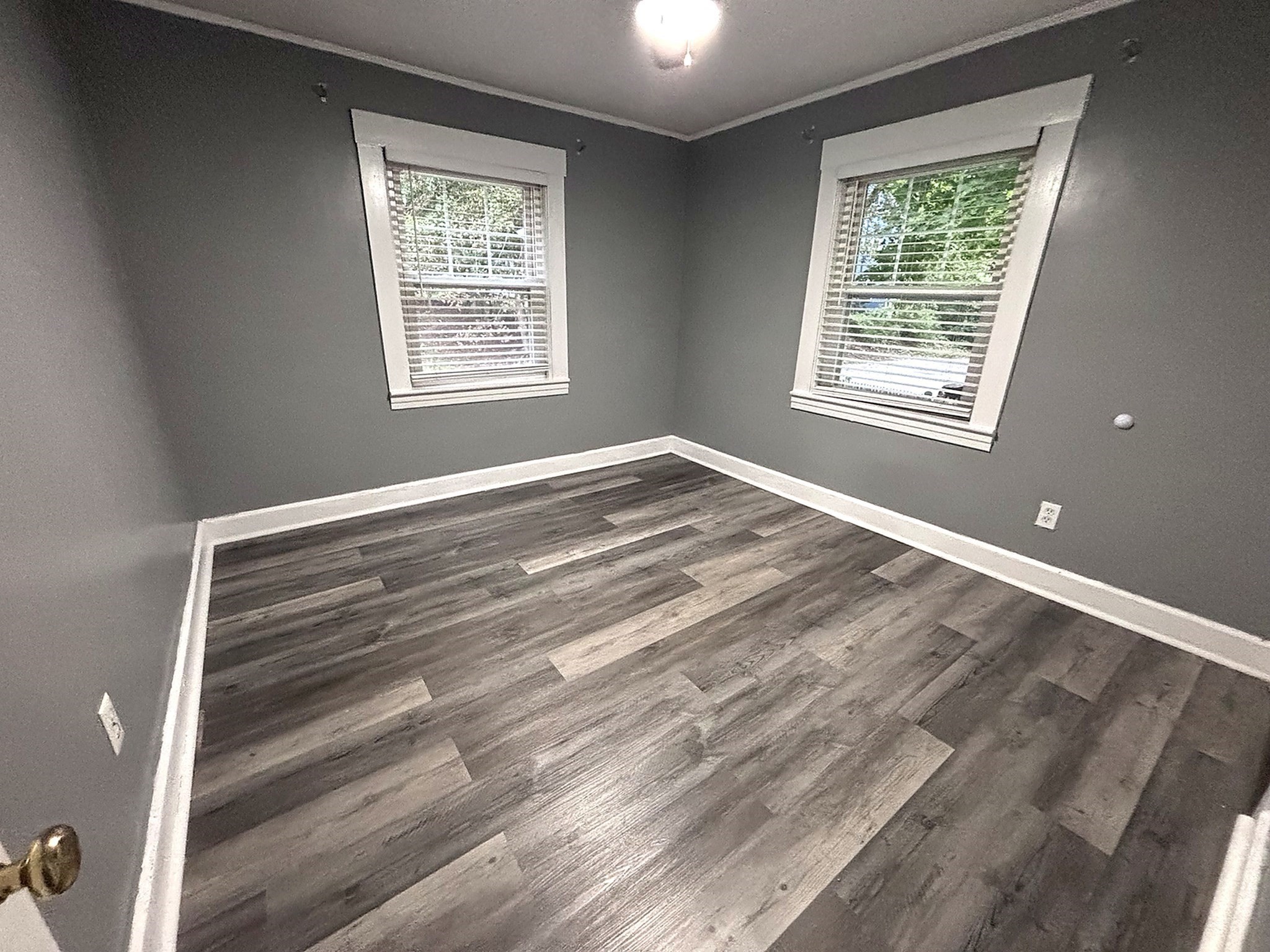 48-50 Overland # A Property Photo 8