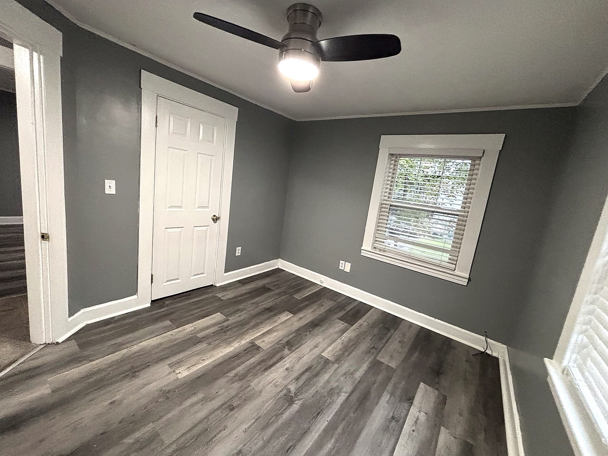 48-50 Overland # A Property Photo 9