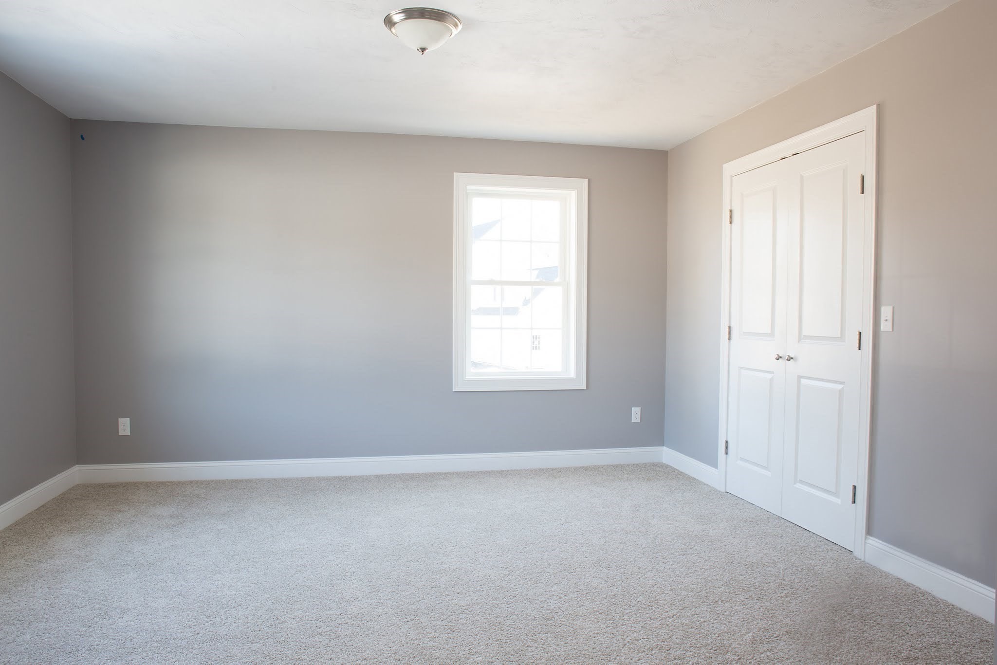 22 New York Street Property Photo 11