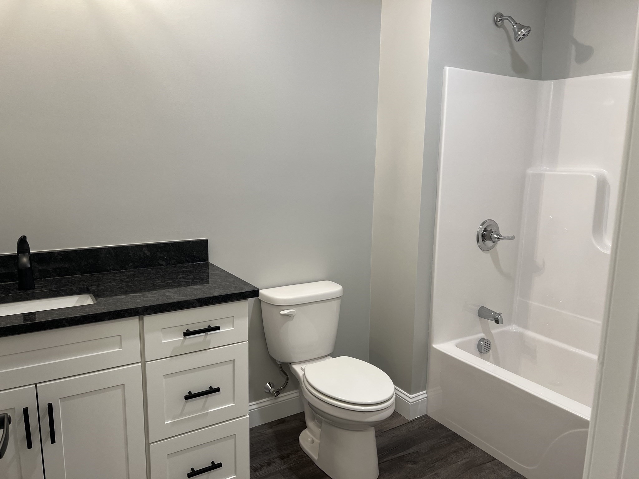 22 New York Street Property Photo 13
