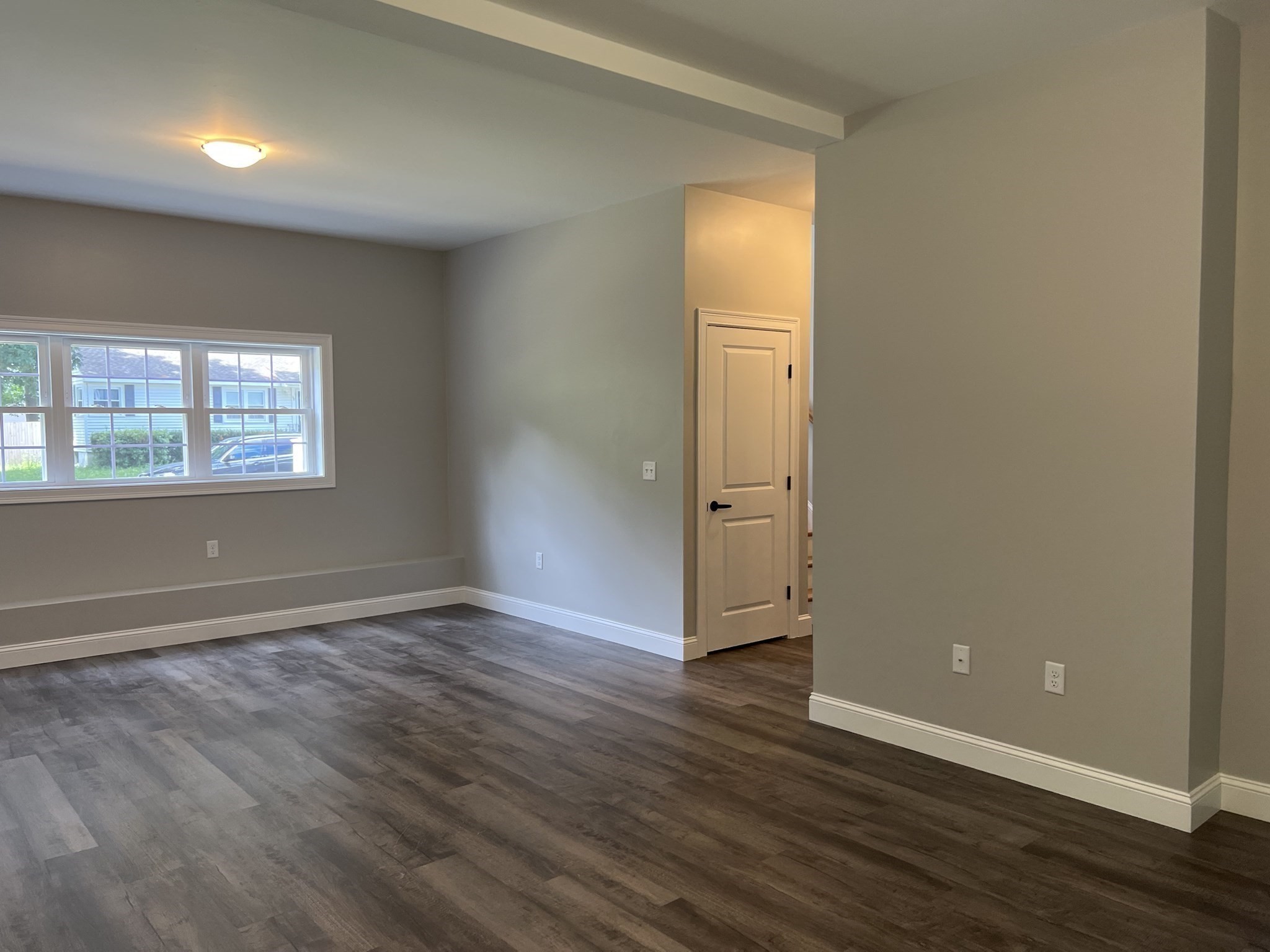 22 New York Street Property Photo 14