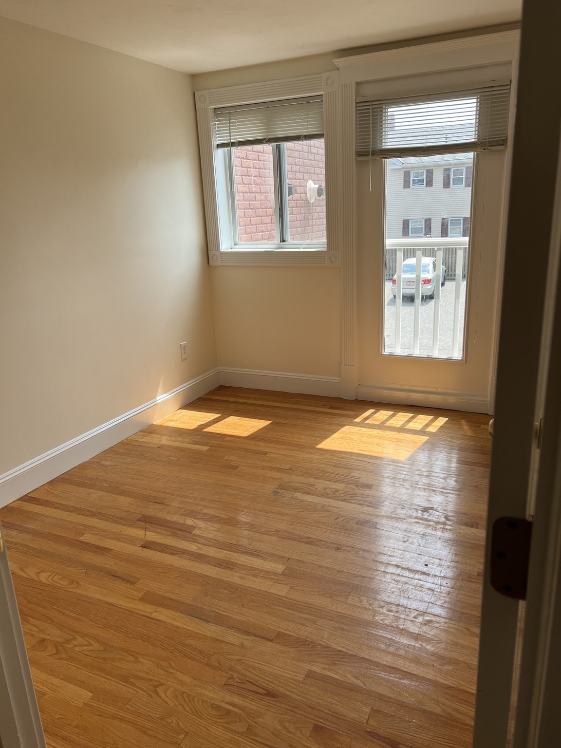 144 Washington Street # 7 Property Photo 4