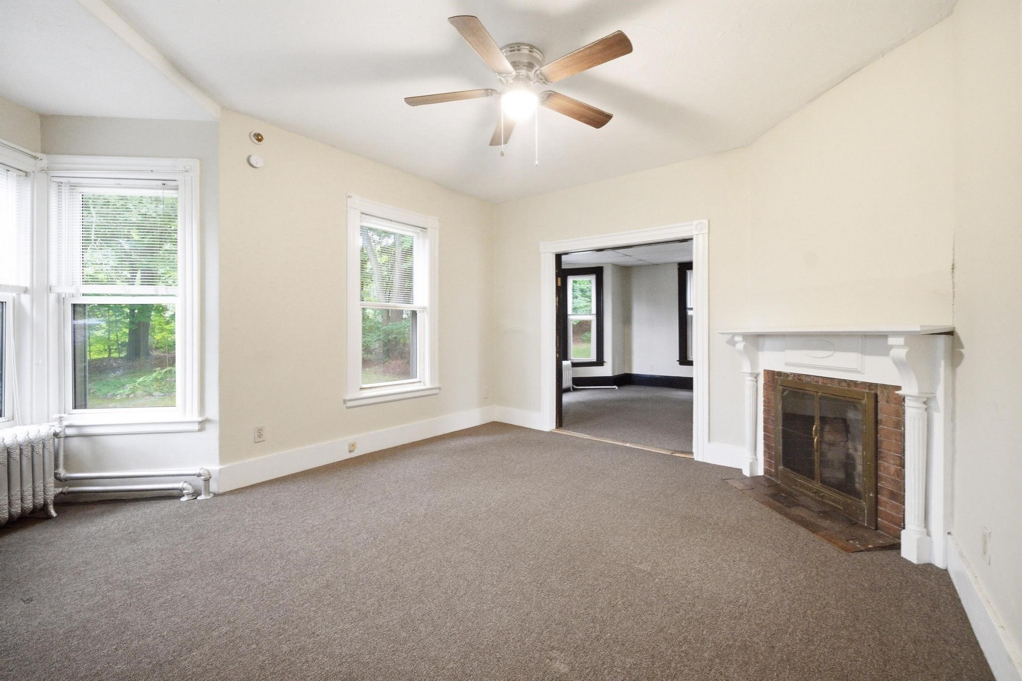 219 Montvale Property Photo 9