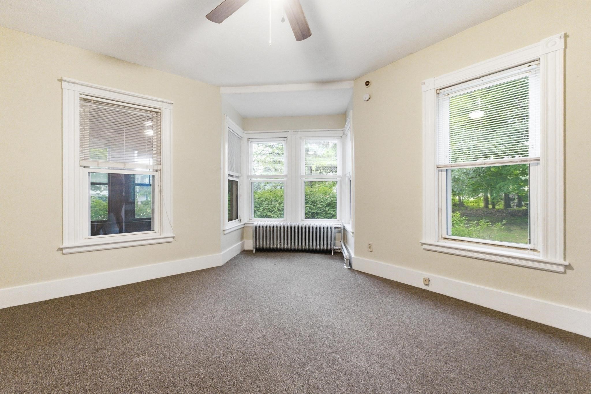 219 Montvale Property Photo 10