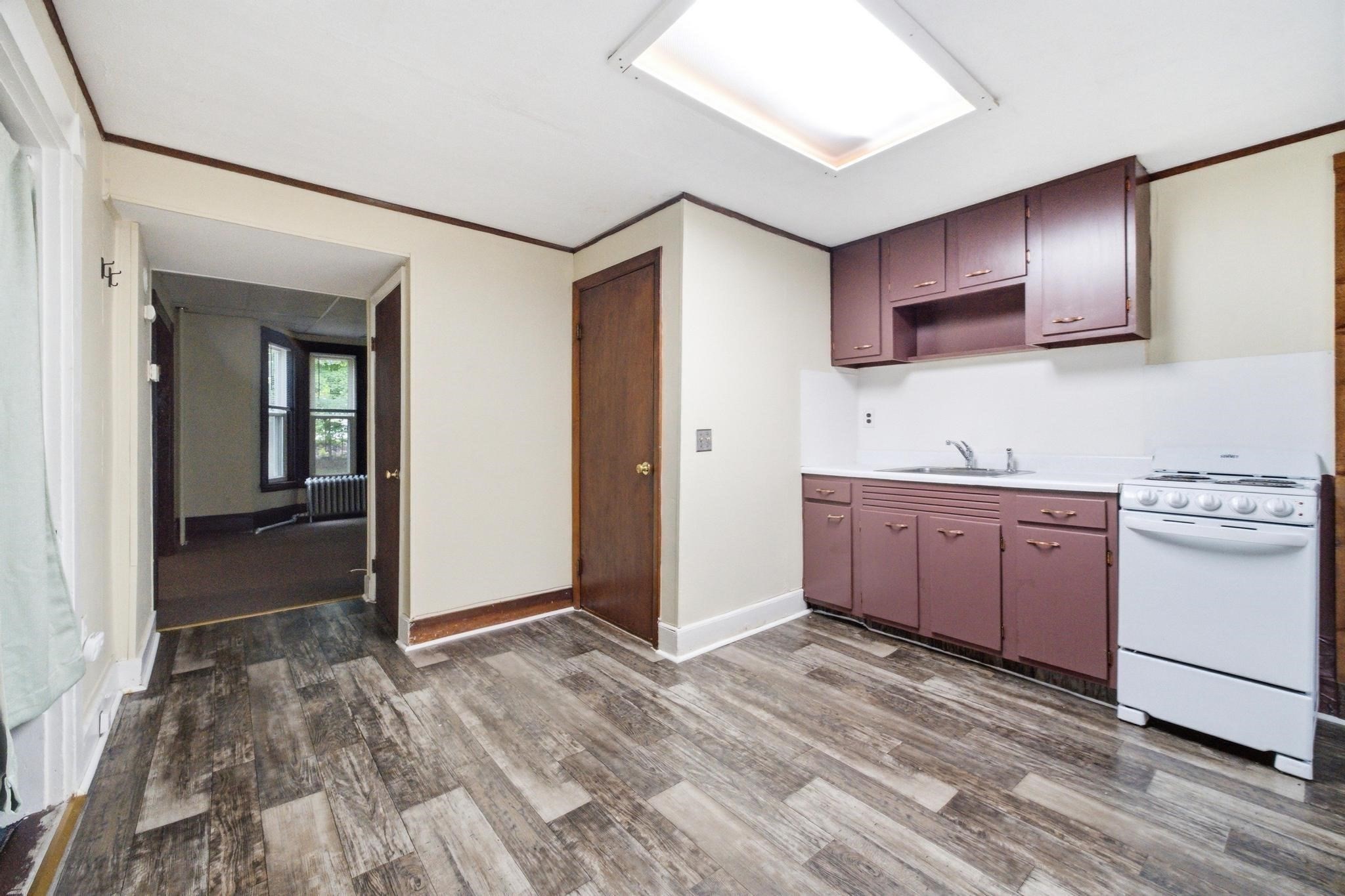 219 Montvale Property Photo 14