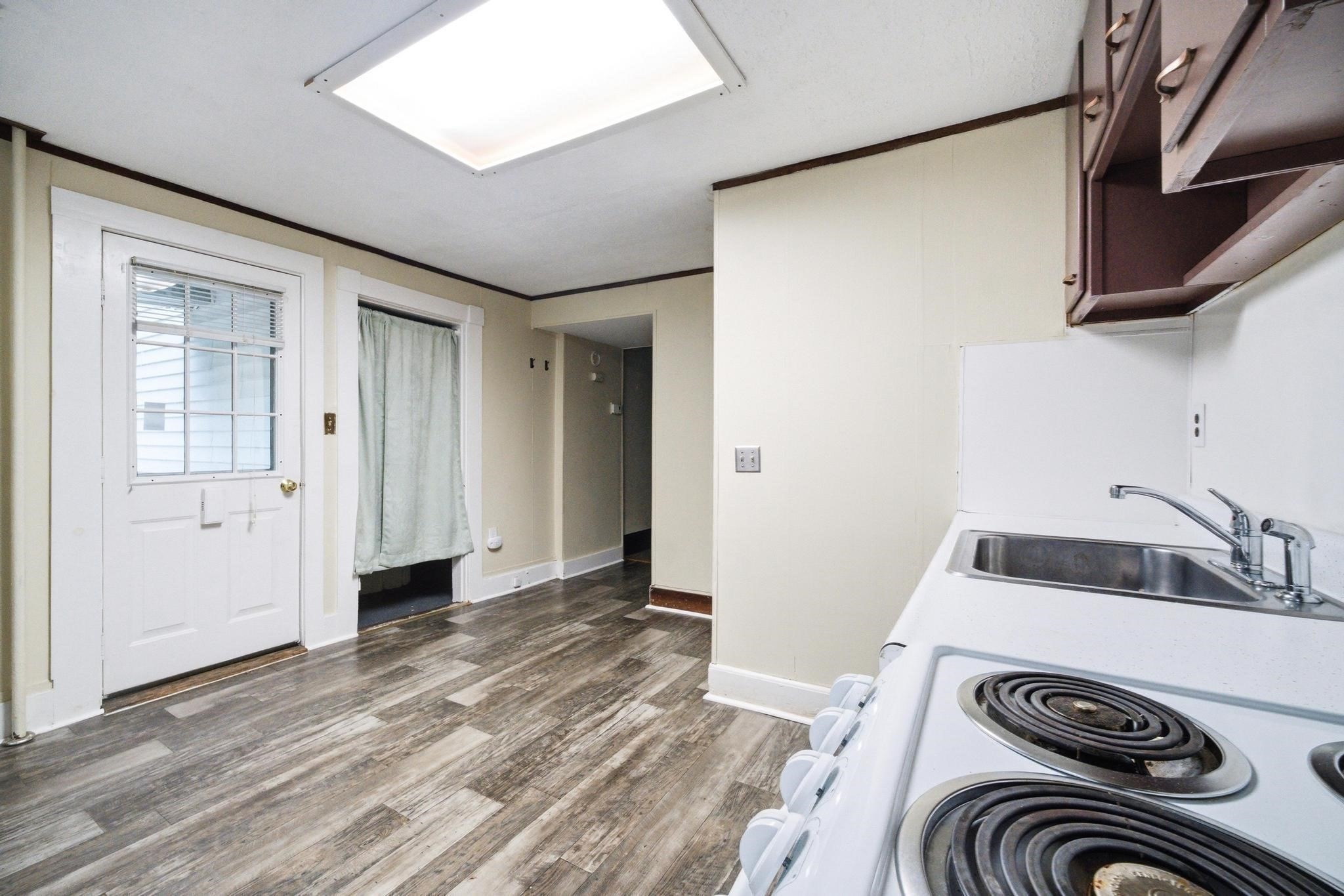 219 Montvale Property Photo 20