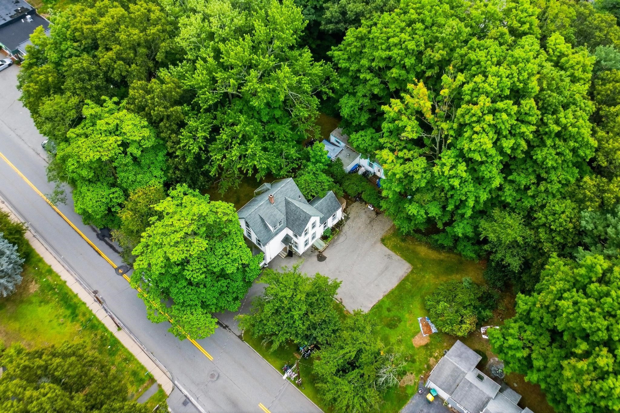 219 Montvale Property Photo 11
