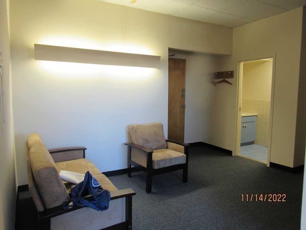 111 Willar St # E2 Property Photo 11