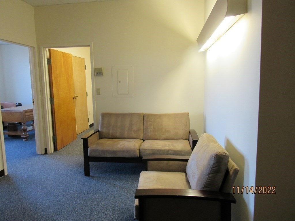 111 Willar St # E2 Property Photo 15