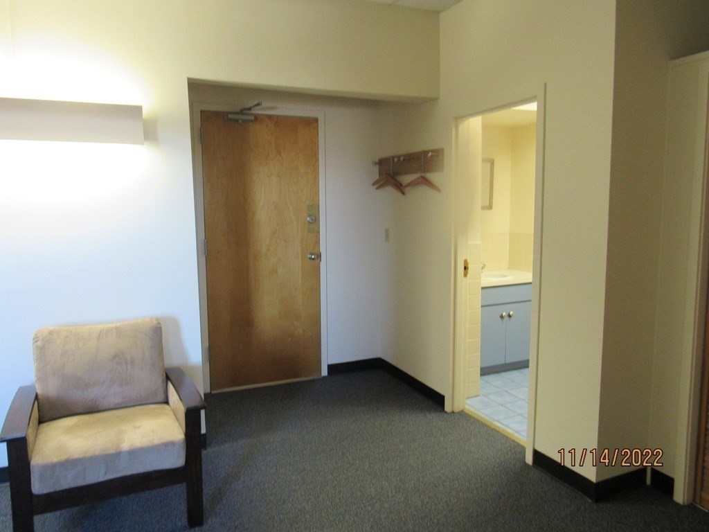 111 Willar St # E2 Property Photo 18