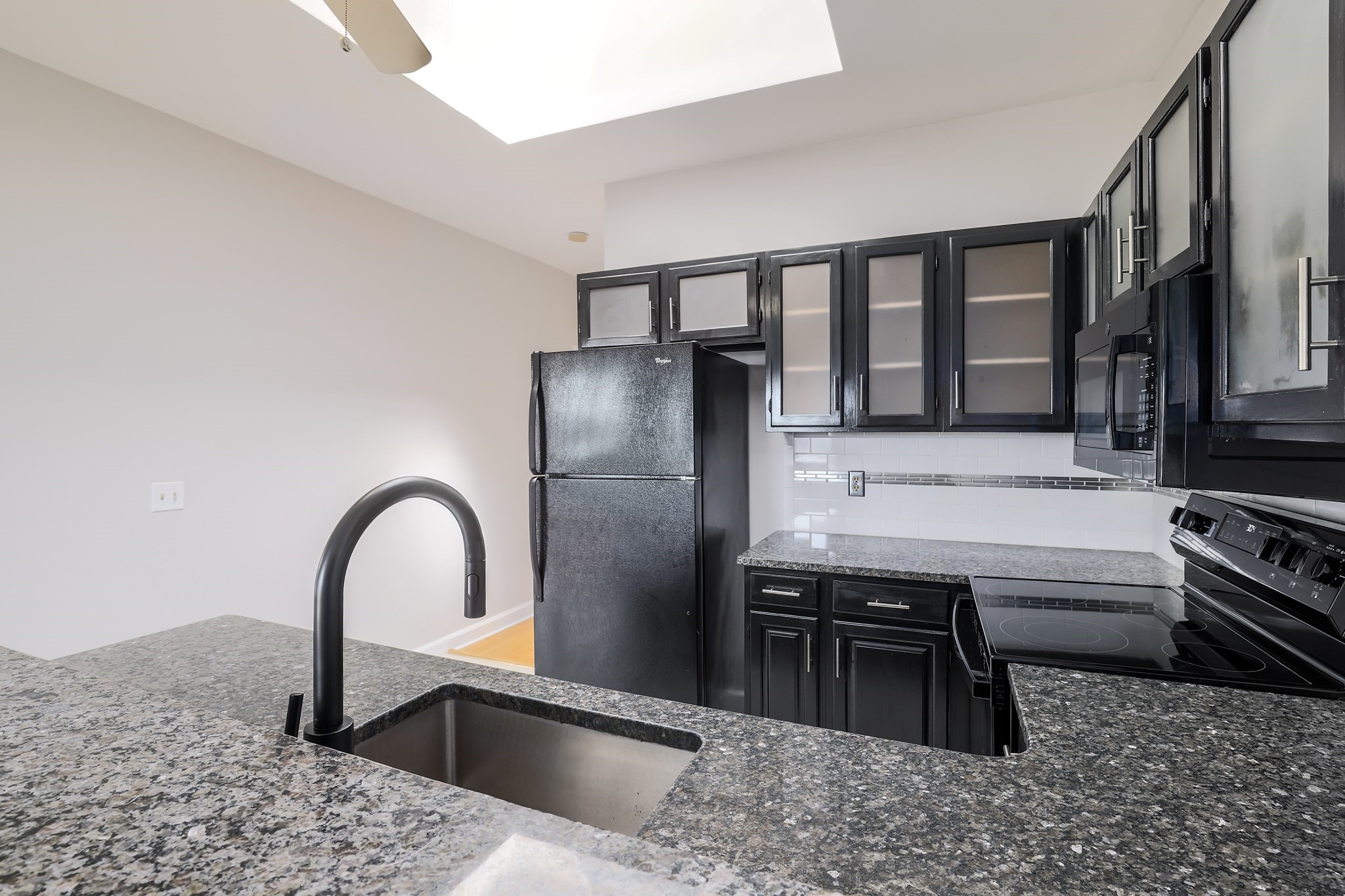 178 Lincoln St # A13 Property Photo 21