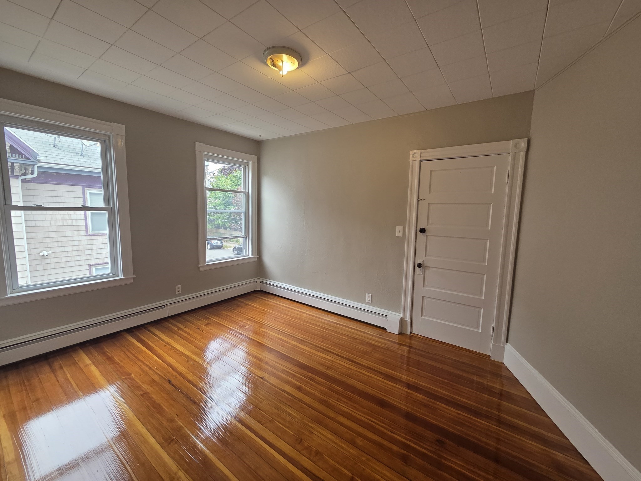 30 Endicott St # 2 Property Photo 8